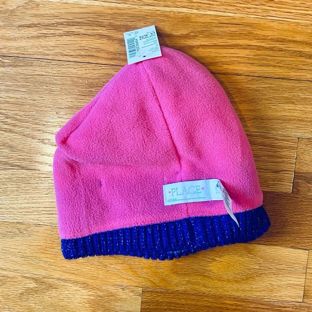 Place fleece lined striped hat size LG/XL